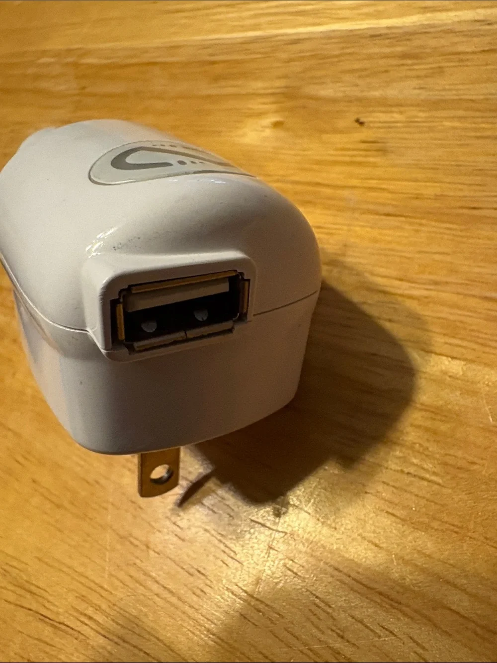 Naztech White Portable USB Charger